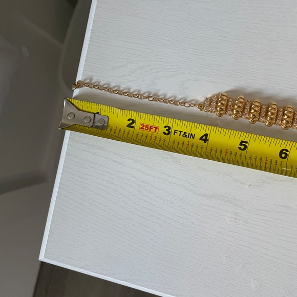 Jacqueline Bouvier Kennedy by Camrose & Kross Necklace - Picture 8 of 10